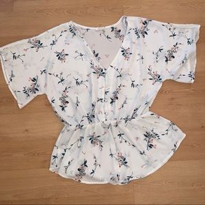 Floral V-neck Blouse